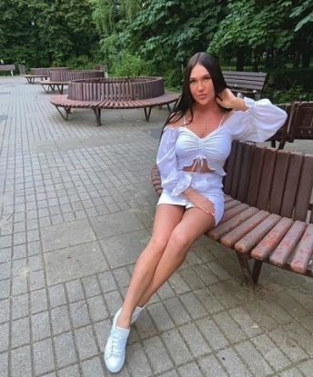 Обворожительная красавица с изысканными формами приглашает в гости культурного и щедрого мужчину для интимных отношений. Обещаю, вместе нам будет жарко! 1791, 23 года